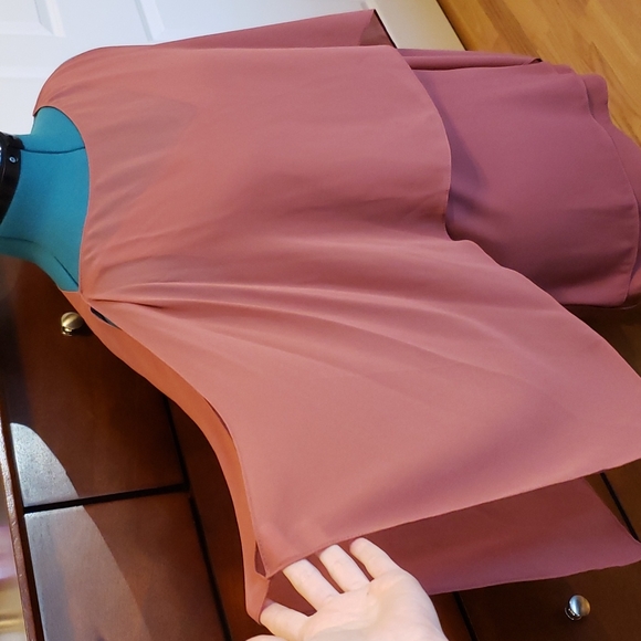 WHBM Convertible Layered Blouse Camisole in Cinnamon / Tank / Shell; Size XXS - Picture 6 of 16